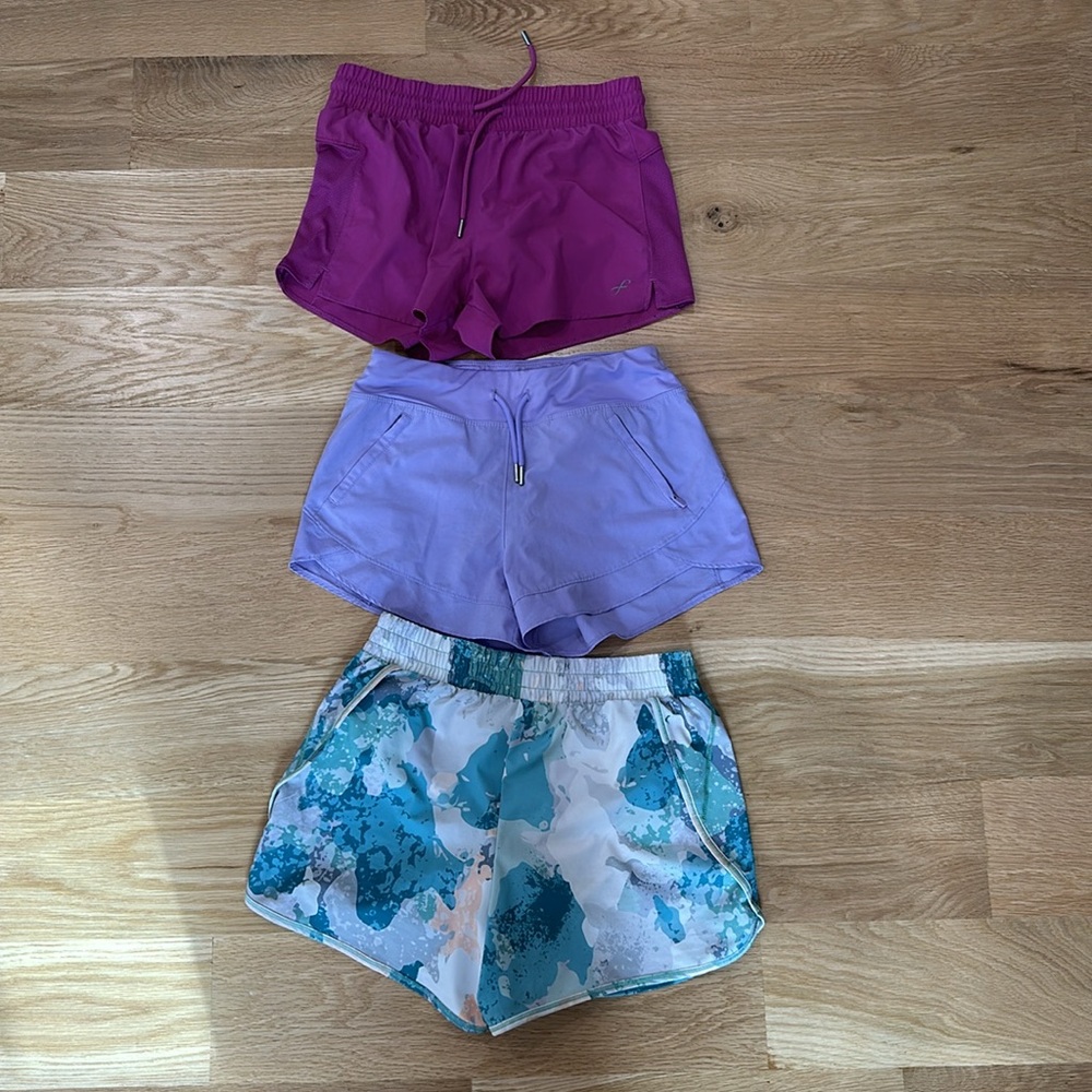 3 pairs girls’ Freely, DSG shorts size L